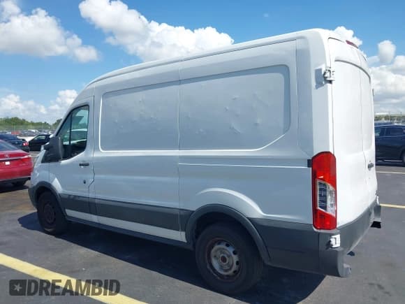 ✅ 2017 Ford Transit • VIN: 1FTKE1CM1HKA13984 • Lot: 42890982. Listed on IAAI with 147,923 mi. Free auction sales archive from the USA and detailed vehicle history report at DreamBid. Image 19.