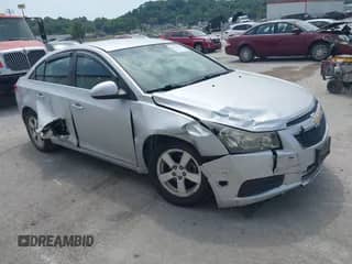 2011 Chevrolet Cruze 2LT с VIN 1G1PG5S92B7297066, выставлен на аукционе IAAI как лот 42927051 с пробегом 115 637 миль миль и . История ставок и продаж доступна на DreamBid. Изображение 1.