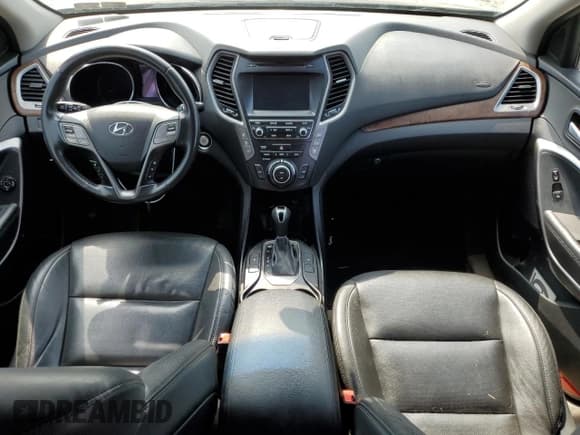 ✅ 2017 Hyundai Santa Fe SE • VIN: KM8SNDHF0HU244144 • Лот: 61588573. Опубликован ранее на Copart с пробегом Не указан. Бесплатный доступ к архиву аукционных продаж из США и подробный отчёт об истории автомобиля на DreamBid. Изображение 8.