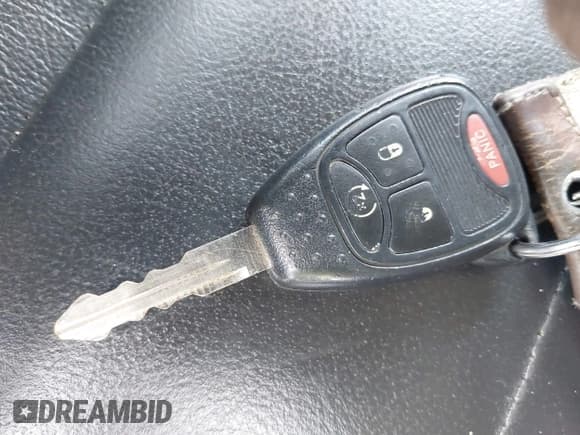 ✅ 2017 Jeep Patriot High Altitude • VIN: 1C4NJPFA0HD166230 • Lot: 42587685. Wystawiony na IAAI z przebiegiem 101 919 mil. Bezpłatny archiwum sprzedaży aukcyjnych z USA i szczegółowy raport historii pojazdu na DreamBid. Zdjęcie 11.