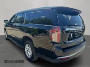 ✅ 2021 Chevrolet Suburban LT • VIN: 1GNSCCKD2MR303016 • Лот: 66665145. Опубликован ранее на Copart с пробегом 246 706 миль. Бесплатный доступ к архиву аукционных продаж из США и подробный отчёт об истории автомобиля на DreamBid. Изображение 3.