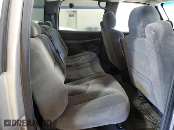 ✅ 2004 Chevrolet Silverado 1500 LS • VIN: 2GCEK13T941302313 • Lot: 43165525. Wystawiony na Copart z przebiegiem 185 885 mil. Bezpłatny archiwum sprzedaży aukcyjnych z USA i szczegółowy raport historii pojazdu na DreamBid. Zdjęcie 10.