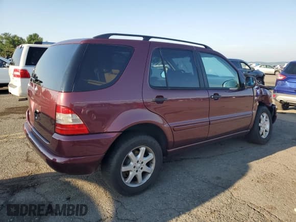 ✅ 1999 Mercedes-Benz M 320/430/500 • VIN: 4JGAB72E4XA088258 • Lot: 66375055. Listed on Copart with 60,613 mi. Free auction sales archive from the USA and detailed vehicle history report at DreamBid. Image 3.