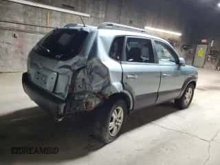 2007 Hyundai Tucson SE z VIN KM8JN72D47U485403, wystawiony jako Copart lot #82332324 z przebiegiem 133 370 mil mil oraz Szkoda całkowita • Salvage title. Historia ofert i sprzedaży dostępna na DreamBid. Obrazek 3.