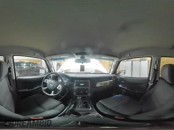 ✅ 2010 Jeep Commander Sport • VIN: 1J4RG4GK5AC131582 • Лот: 81515905. Опубликован ранее на Copart с пробегом 176 435 миль. Бесплатный доступ к архиву аукционных продаж из США и подробный отчёт об истории автомобиля на DreamBid. Изображение 15.