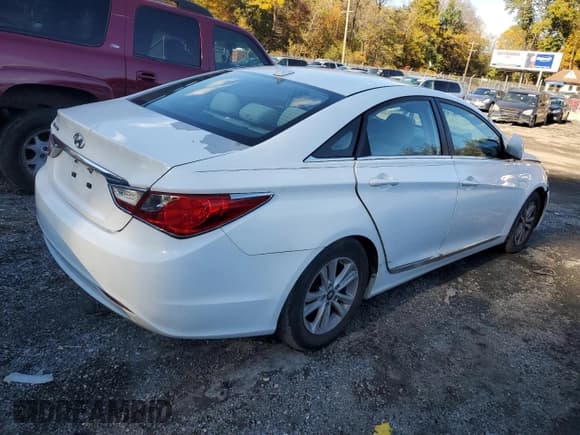 ✅ 2013 Hyundai Sonata GLS • VIN: 5NPEB4AC3DH773697 • Lot: 90838625. Wystawiony na Copart z przebiegiem 202 046 mil. Bezpłatny archiwum sprzedaży aukcyjnych z USA i szczegółowy raport historii pojazdu na DreamBid. Zdjęcie 3.