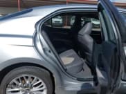 ✅ 2018 Toyota Camry LE • VIN: 4T1B11HK6JU047170 • Lot: 42612668. Wystawiony na IAAI z przebiegiem 89 009 mil. Bezpłatny archiwum sprzedaży aukcyjnych z USA i szczegółowy raport historii pojazdu na DreamBid. Zdjęcie 8.