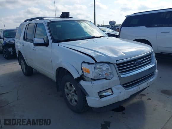 ✅ 2010 Ford Explorer XLT • VIN: 1FMEU7DE4AUA10948 • Lot: 43543058. Wystawiony na IAAI z przebiegiem 132 442 mil. Bezpłatny archiwum sprzedaży aukcyjnych z USA i szczegółowy raport historii pojazdu na DreamBid. Zdjęcie 1.