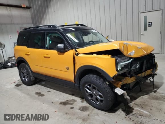 ✅ 2022 Ford Bronco Sport Badlands • VIN: 3FMCR9D94NRD44532 • Lot: 65128865. Listed on Copart with 59,680 mi. Free auction sales archive from the USA and detailed vehicle history report at DreamBid. Image 4.
