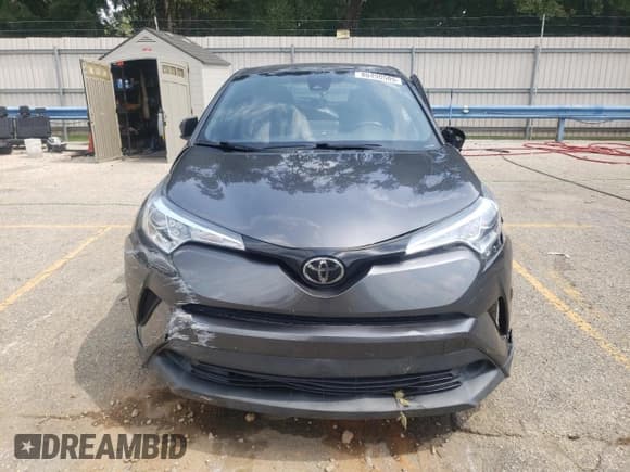 ✅ 2019 Toyota C-HR XLE • VIN: NMTKHMBX0KR084841 • Lot: 80490505. Listed on Copart with 65,773 mi. Free auction sales archive from the USA and detailed vehicle history report at DreamBid. Image 5.