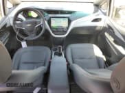 ✅ 2019 Chevrolet Bolt EV Premier • VIN: 1G1FZ6S02K4134299 • Lot: 66594514. Wystawiony na Copart z przebiegiem 12 574 mil. Bezpłatny archiwum sprzedaży aukcyjnych z USA i szczegółowy raport historii pojazdu na DreamBid. Zdjęcie 8.