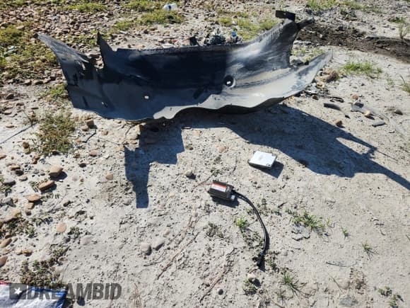 ✅ 2011 Chevrolet Silverado 1500 Work Truck • VIN: 1GCNCPEX4BZ460143 • Lot: 68897355. Listed on Copart with 133,426 mi. Free auction sales archive from the USA and detailed vehicle history report at DreamBid. Image 12.