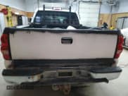 ✅ 2007 Chevrolet Silverado 2500HD LT3 • VIN: 1GCHK23D87F114522 • Lot: 64408885. Wystawiony na Copart z przebiegiem 386 636 mil. Bezpłatny archiwum sprzedaży aukcyjnych z USA i szczegółowy raport historii pojazdu na DreamBid. Zdjęcie 6.