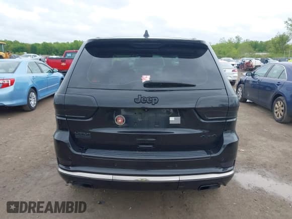 ✅ 2016 Jeep Grand Cherokee Overland • VIN: 1C4RJFCT2GC418176 • Лот: 42237631. Опубликован ранее на IAAI с пробегом 141 257 миль. Бесплатный доступ к архиву аукционных продаж из США и подробный отчёт об истории автомобиля на DreamBid. Изображение 17.