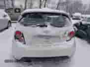 ✅ 2013 Chevrolet Sonic RS • VIN: 1G1JG6SB8D4178652 • Lot: 41279241. Wystawiony na IAAI z przebiegiem 116 879 mil mil. Skorzystaj z bezpłatnego archiwum sprzedaży aukcyjnych z USA i zobacz szczegółowy raport historii pojazdu na DreamBid. Zdjęcie 16.