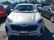 ✅ 2019 Kia Sportage LX • VIN: KNDPM3AC3K7579024 • Лот: 43447000. Опубликован ранее на IAAI с пробегом 71 795 миль. Бесплатный доступ к архиву аукционных продаж из США и подробный отчёт об истории автомобиля на DreamBid. Изображение 12.