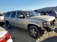 ✅ 2011 Chevrolet Suburban LT • VIN: 1GNSKJE38BR249311 • Lot: 76949544. Wystawiony na Copart z przebiegiem 110 278 mil. Bezpłatny archiwum sprzedaży aukcyjnych z USA i szczegółowy raport historii pojazdu na DreamBid. Zdjęcie 4.
