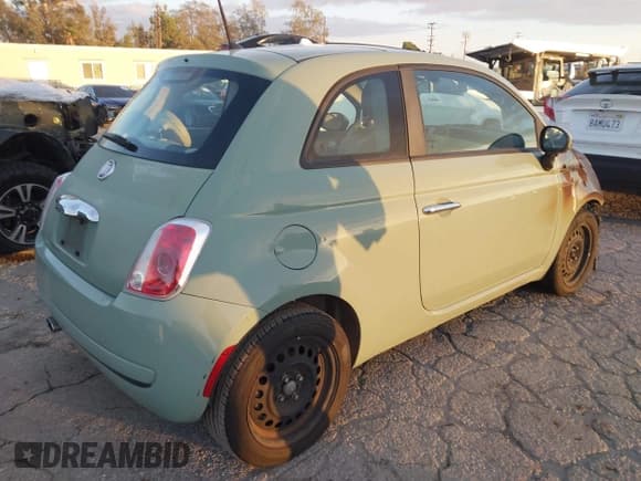 ✅ 2013 FIAT 500 Pop • VIN: 3C3CFFAR3DT693204 • Лот: 43745383. Опубликован ранее на IAAI с пробегом 109 763 миль. Бесплатный доступ к архиву аукционных продаж из США и подробный отчёт об истории автомобиля на DreamBid. Изображение 4.