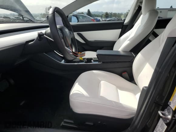 ✅ 2020 Tesla Model 3 Standard Range Plus • VIN: 5YJ3E1EA9LF606716 • Lot: 52807955. Wystawiony na Copart z przebiegiem 40 393 mil. Bezpłatny archiwum sprzedaży aukcyjnych z USA i szczegółowy raport historii pojazdu na DreamBid. Zdjęcie 7.