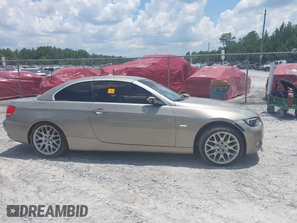 ✅ 2009 BMW 3 Series 328i • VIN: WBAWL13509PX26053 • Лот: 42570547. Опубликован ранее на IAAI с пробегом Не указан. Бесплатный доступ к архиву аукционных продаж из США и подробный отчёт об истории автомобиля на DreamBid. Изображение 12.