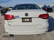✅ 2015 Volkswagen Jetta S • VIN: 3VW2K7AJ1FM273485 • Lot: 95106435. Wystawiony na Copart z przebiegiem 152 209 mil. Bezpłatny archiwum sprzedaży aukcyjnych z USA i szczegółowy raport historii pojazdu na DreamBid. Zdjęcie 6.