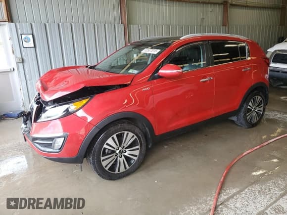 ✅ 2014 Kia Sportage EX • VIN: KNDPCCAC9E7607612 • Lot: 86507515. Wystawiony na Copart z przebiegiem 120 960 mil. Bezpłatny archiwum sprzedaży aukcyjnych z USA i szczegółowy raport historii pojazdu na DreamBid. Zdjęcie 1.