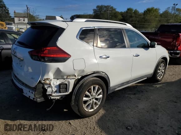 ✅ 2017 Nissan Rogue SV • VIN: KNMAT2MT6HP546414 • Лот: 84610095. Опубликован ранее на Copart с пробегом 147 293 миль. Бесплатный доступ к архиву аукционных продаж из США и подробный отчёт об истории автомобиля на DreamBid. Изображение 3.