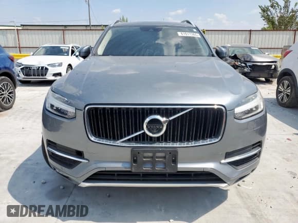 ✅ 2016 Volvo XC90 T6 Momentum • VIN: YV4A22PK6G1076907 • Лот: 81014365. Опубликован ранее на Copart с пробегом 185 676 миль. Бесплатный доступ к архиву аукционных продаж из США и подробный отчёт об истории автомобиля на DreamBid. Изображение 5.