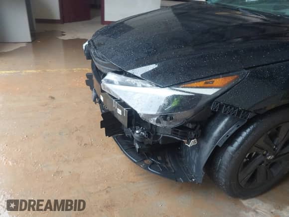 2022 Hyundai Elantra SEL with VIN KMHLS4AG9NU349020, listed as a IAAI auction lot 43338040 with 36,589 mi miles and . Bid and sale history available at DreamBid. Image 6.