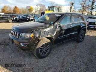 2018 Jeep Grand Cherokee Sterling with VIN 1C4RJFBG3JC426850, listed as a Copart auction lot 82655595 with 76,731 mi miles and Salvage title. Bid and sale history available at DreamBid. Image 1.