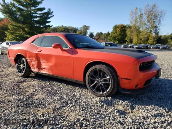 ✅ 2021 Dodge Challenger GT • VIN: 2C3CDZKG3MH573884 • Lot: 85374425. Listed on Copart with 67,049 mi. Free auction sales archive from the USA and detailed vehicle history report at DreamBid. Image 4.