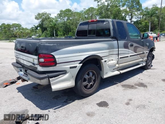 ✅ 1999 Ford F-150 XL • VIN: 1FTRX08L5XKA87944 • Lot: 42741901. Listed on IAAI with Not provided. Free auction sales archive from the USA and detailed vehicle history report at DreamBid. Image 4.