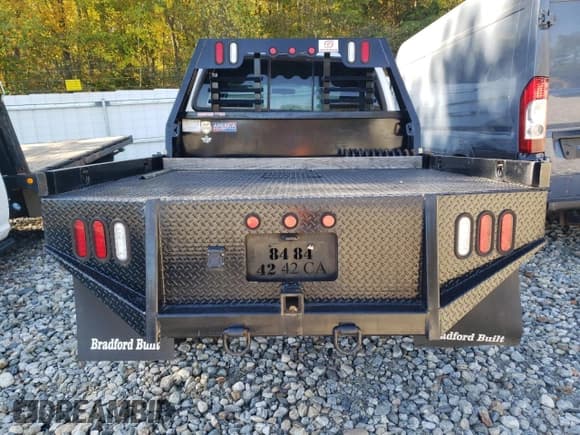 ✅ 2007 Ford F-350 XL • VIN: 1FTWX31P27EB18521 • Lot: 84428425. Wystawiony na Copart z przebiegiem Nie podano. Bezpłatny archiwum sprzedaży aukcyjnych z USA i szczegółowy raport historii pojazdu na DreamBid. Zdjęcie 6.