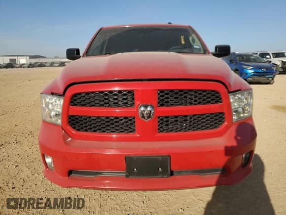 2017 Ram 1500 Tradesman z VIN 3C6JR6AG0HG671983, wystawiony jako Copart lot #48984645 z przebiegiem 87 126 mil mil oraz Szkoda całkowita • Salvage title. Historia ofert i sprzedaży dostępna na DreamBid. Obrazek 5.