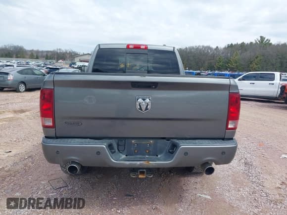 ✅ 2010 Dodge 1500 Laramie • VIN: 1D7RV1GT8AS186672 • Lot: 41456072. Wystawiony na IAAI z przebiegiem 207 659 mil. Bezpłatny archiwum sprzedaży aukcyjnych z USA i szczegółowy raport historii pojazdu na DreamBid. Zdjęcie 16.