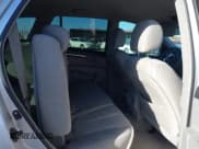 ✅ 2007 Hyundai Santa Fe GL 5Pass • VIN: 5NMSG13E97H011140 • Lot: 41674436. Listed on IAAI with 347,823 mi. Free auction sales archive from the USA and detailed vehicle history report at DreamBid. Image 8.