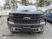 ✅ 2019 Chevrolet Silverado 1500 LT Trail Boss • VIN: 1GCPYFEDXKZ419543 • Lot: 85225894. Wystawiony na Copart z przebiegiem 75 211 mil. Bezpłatny archiwum sprzedaży aukcyjnych z USA i szczegółowy raport historii pojazdu na DreamBid. Zdjęcie 5.