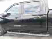 2022 Chevrolet Silverado 1500 LT z VIN 1GCPWCEDXNZ201109, wystawiony jako IAAI lot #42783919 z przebiegiem 46 769 mil mil oraz . Historia ofert i sprzedaży dostępna na DreamBid. Obrazek 15.