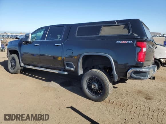 ✅ 2020 Chevrolet Silverado 2500HD LTZ • VIN: 1GC4YPEY4LF207932 • Lot: 80317645. Wystawiony na Copart z przebiegiem 100 810 mil. Bezpłatny archiwum sprzedaży aukcyjnych z USA i szczegółowy raport historii pojazdu na DreamBid. Zdjęcie 2.