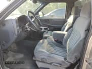 ✅ 2002 Chevrolet S-10 LS • VIN: 1GCCS14W628214989 • Лот: 69370154. Опубликован ранее на Copart с пробегом 159 242 миль. Бесплатный доступ к архиву аукционных продаж из США и подробный отчёт об истории автомобиля на DreamBid. Изображение 7.