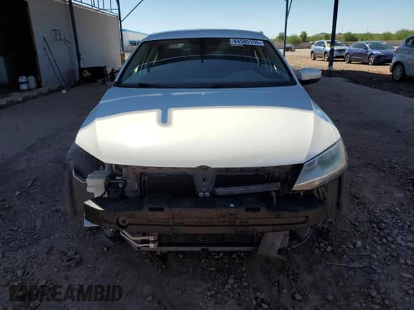 ✅ 2014 Volkswagen Jetta SE • VIN: 3VWD17AJ2EM404921 • Lot: 84585155. Listed on Copart with 132,045 mi. Free auction sales archive from the USA and detailed vehicle history report at DreamBid. Image 5.