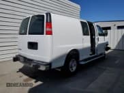 ✅ 2025 Chevrolet Express Cargo • VIN: 1GCWGAFP4S1175820 • Lot: 85901405. Wystawiony na Copart z przebiegiem 1 196 mil. Bezpłatny archiwum sprzedaży aukcyjnych z USA i szczegółowy raport historii pojazdu na DreamBid. Zdjęcie 3.