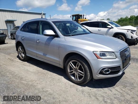 ✅ 2016 Audi Q5 Premium Plus • VIN: WA1D7BFP9GA007654 • Lot: 56855045. Listed on Copart with 169,082 mi. Free auction sales archive from the USA and detailed vehicle history report at DreamBid. Image 4.
