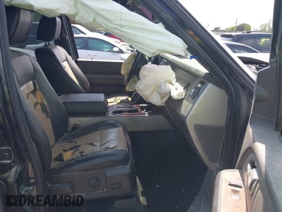 ✅ 2007 Ford Expedition Max Eddie Bauer • VIN: 1FMFK17587LA82723 • Lot: 42323116. Wystawiony na IAAI z przebiegiem 253 177 mil. Bezpłatny archiwum sprzedaży aukcyjnych z USA i szczegółowy raport historii pojazdu na DreamBid. Zdjęcie 5.