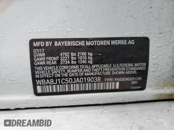 2018 BMW 3 Series 328d xDrive с VIN WBA8J1C50JA019038, выставлен на аукционе Copart как лот 85010124 с пробегом 61 073 миль миль и Списание • Salvage title. История ставок и продаж доступна на DreamBid. Изображение 14.