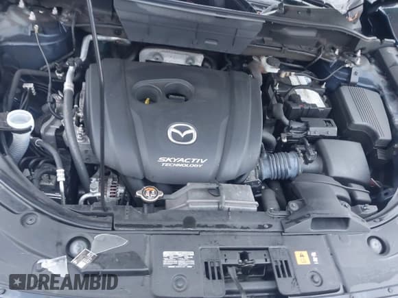 ✅ 2018 Mazda CX-5 Grand Touring • VIN: JM3KFBDM0J0362032 • Lot: 43643785. Wystawiony na IAAI z przebiegiem 57 581 mil. Bezpłatny archiwum sprzedaży aukcyjnych z USA i szczegółowy raport historii pojazdu na DreamBid. Zdjęcie 10.