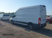 ✅ 2020 Ford Transit Cargo • VIN: 1FTBR1X88LKB42413 • Lot: 42008866. Wystawiony na IAAI z przebiegiem 77 665 mil. Bezpłatny archiwum sprzedaży aukcyjnych z USA i szczegółowy raport historii pojazdu na DreamBid. Zdjęcie 3.