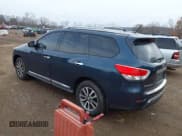 ✅ 2013 Nissan Pathfinder SV • VIN: 5N1AR2MM9DC648715 • Lot: 43770620. Wystawiony na IAAI z przebiegiem 196 400 mil. Bezpłatny archiwum sprzedaży aukcyjnych z USA i szczegółowy raport historii pojazdu na DreamBid. Zdjęcie 3.