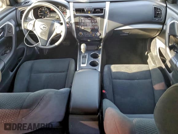 ✅ 2015 Nissan Altima SL • VIN: 1N4AL3AP6FC444196 • Lot: 95162745. Wystawiony na Copart z przebiegiem 259 478 mil. Bezpłatny archiwum sprzedaży aukcyjnych z USA i szczegółowy raport historii pojazdu na DreamBid. Zdjęcie 8.