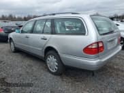 ✅ 1999 Mercedes-Benz E 320 • VIN: WDBJH82F8XX026049 • Lot: 51020325. Listed on Copart with 157,295 mi. Free auction sales archive from the USA and detailed vehicle history report at DreamBid. Image 2.